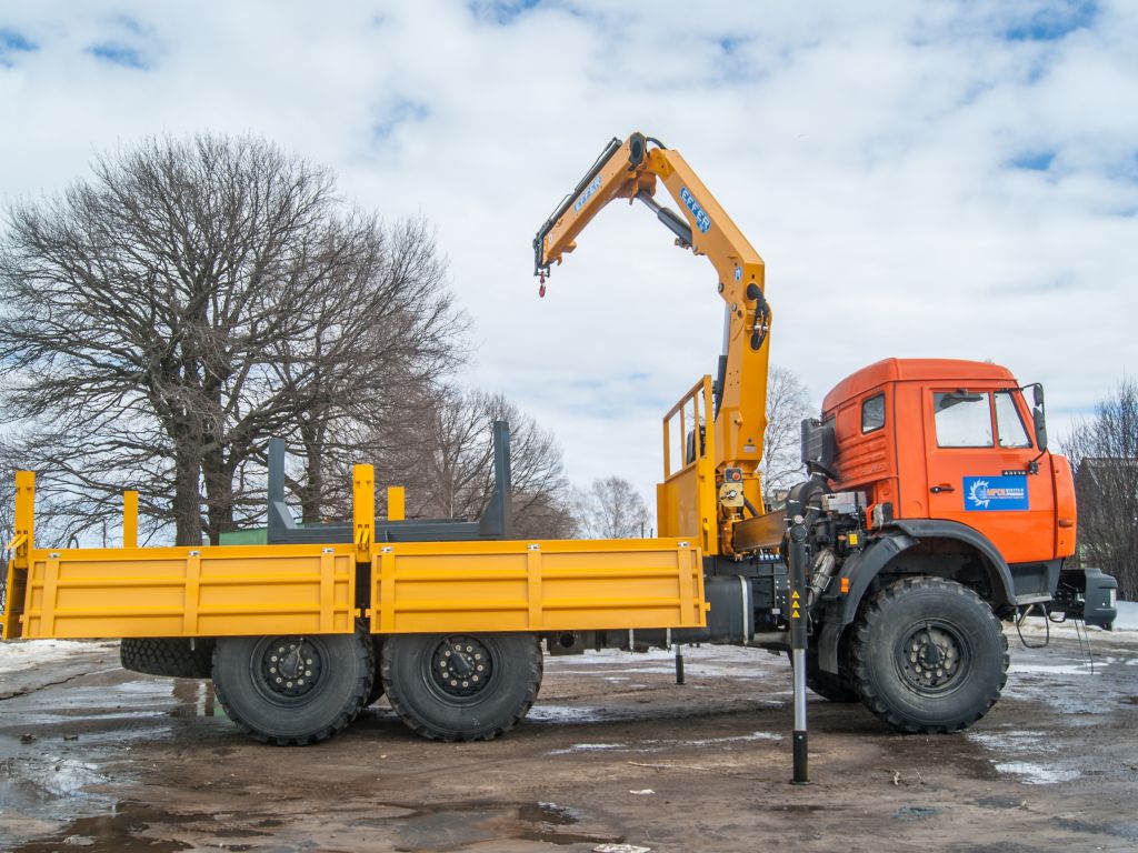 Grue auxiliaire light 150 - effer - pression 335 bar - capacité de levage de 2 à 30 txm_5
