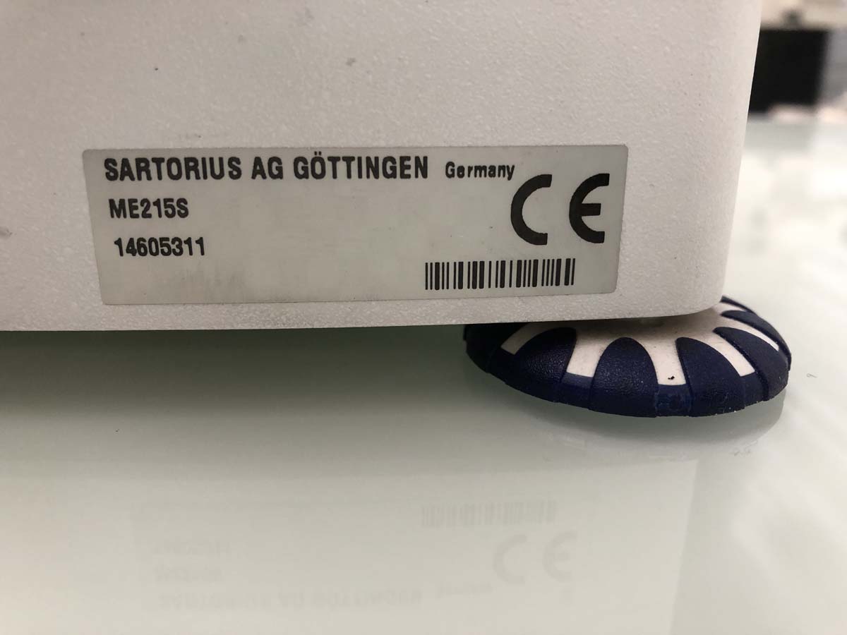 Balance analytique de laboratoire pharmaceutique d'occasion - Sartorius ME215S - 0.01 mg à 210 g_5