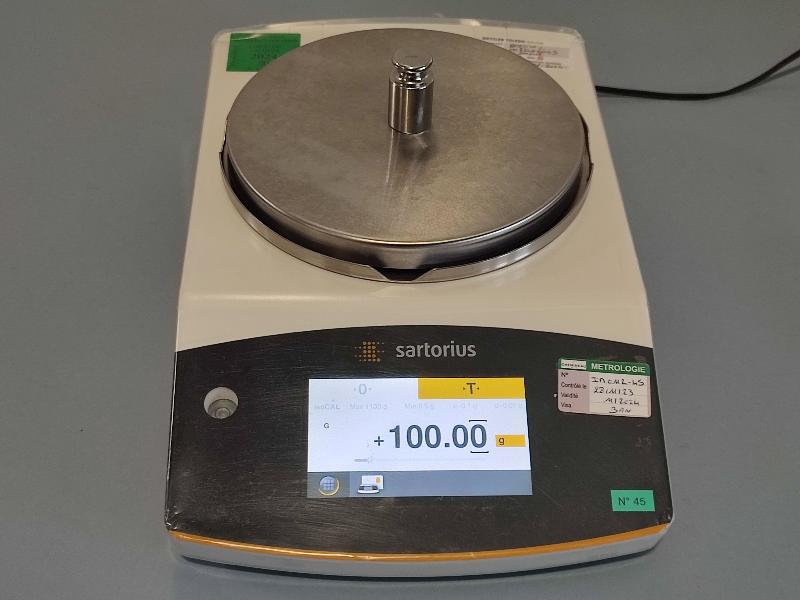 Balance de précision SARTORIUS QUINTIX 1102 1CFR  1100g / 0,01g_5