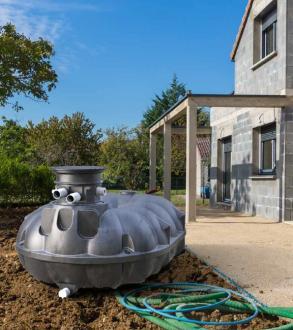 Cuve à eau robuste 5000 litres avec filtre et pompe