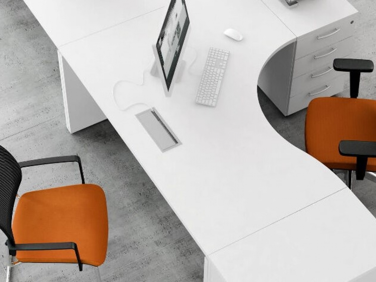 Bureau opératif classique OGI V - Cloisons séparatives en option - Plateaux variés et personnalisables_5