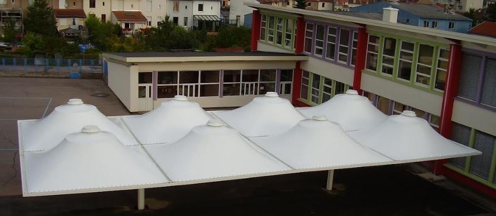 Préau d'école avec poteau central -  CENTOBELL_5