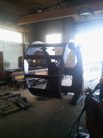 Pince fourches à grumes pour chargeuses_5