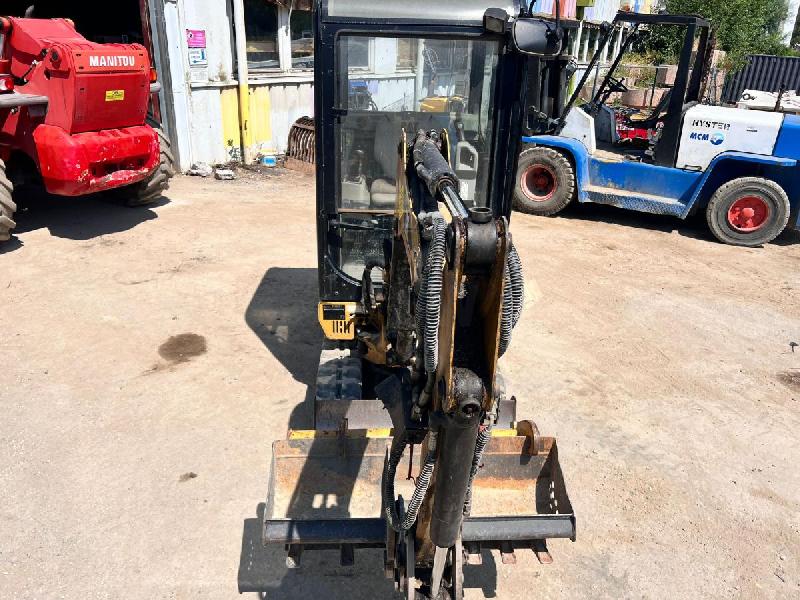 Caterpillar 301.6C_5