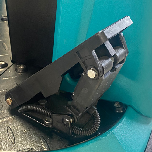 Autolaveuse autoportée T130/85RX - silencieuse, productive, économique avec système Water Gun et grande autonomie_5