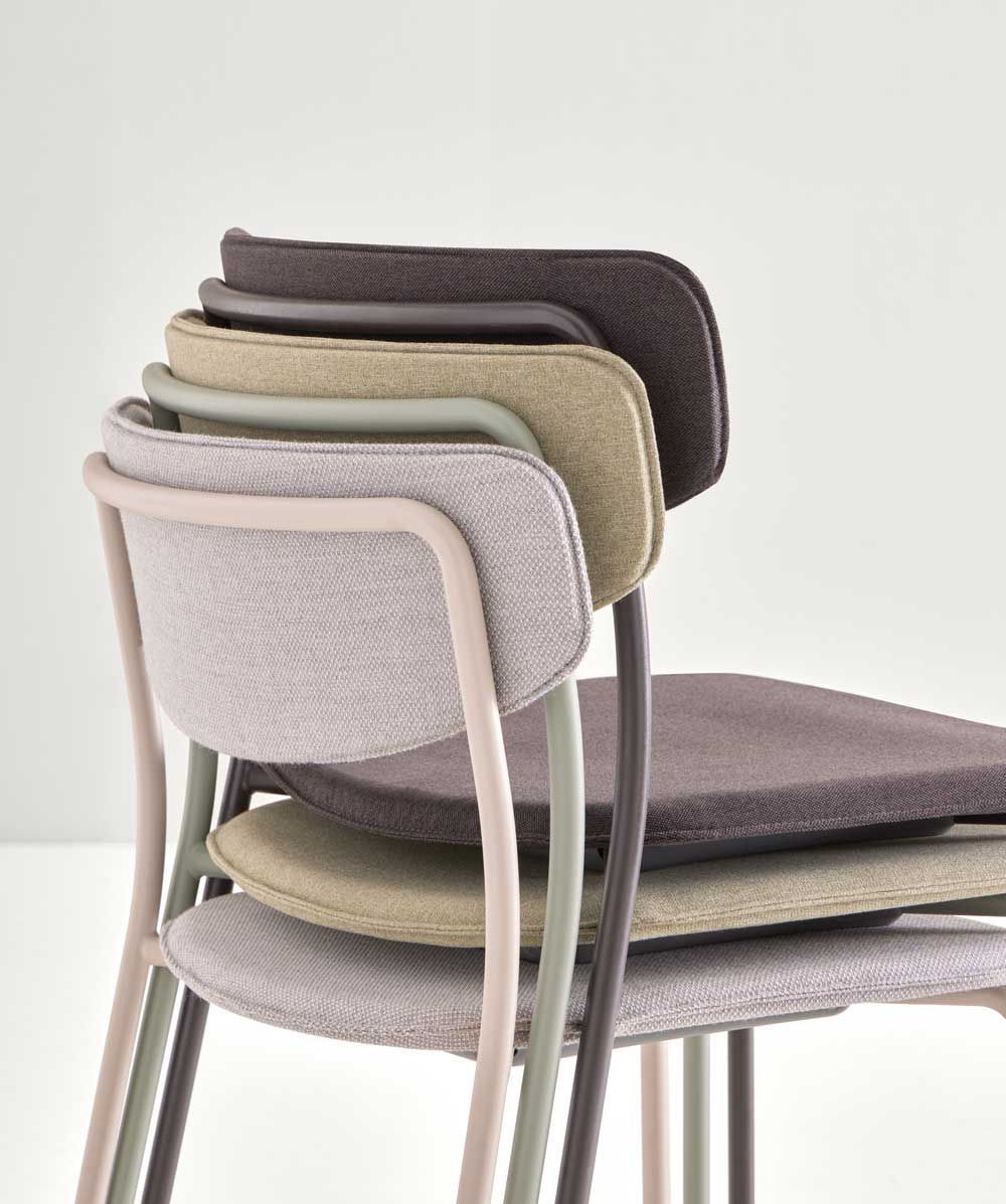 LEA - Chaise empilable esprit rétro, confortable et polyvalente pour réunion ou restaurant_5
