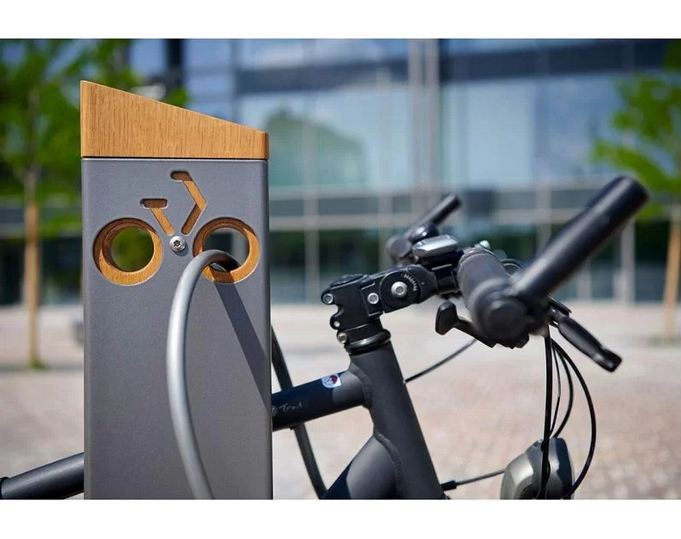 Appui vélos Silaos - Tube acier - Largeur 150 mm - Hauteur hors sol 960 mm - Pommeau en chêne certifié PEFC_5