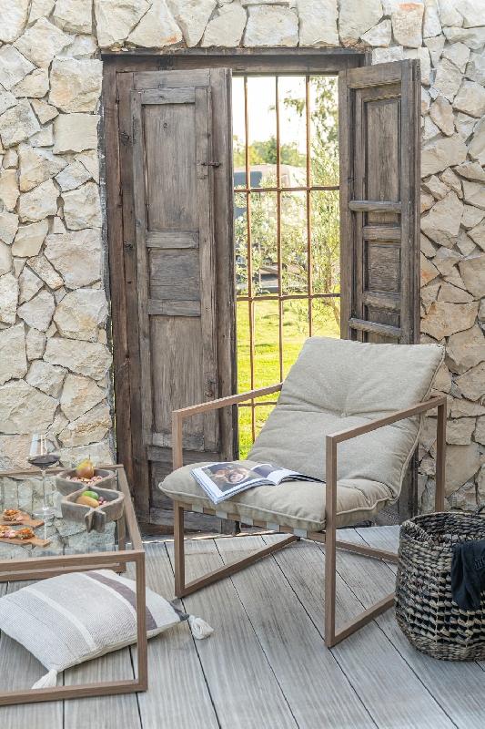 LIVIE - Table basse rectangulaire en métal et verre marron foncé - Design épuré_5