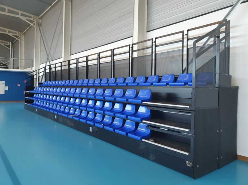 Tribune télescopique  pour des manifestations culturelles_5