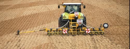 Outil de semis Claydon Hybrid M adapté aux résidus maximum