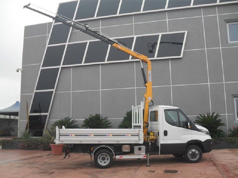 Grue professionnelle avec bras en acier haute résistance