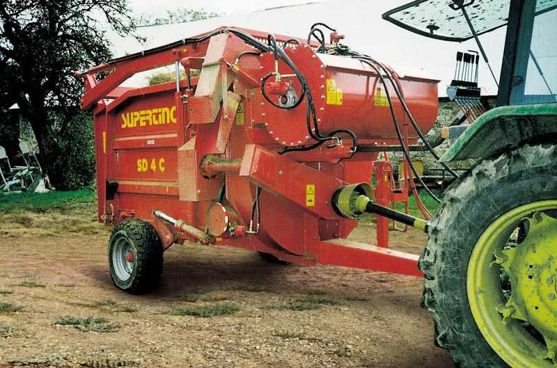 Sd 4C - SD6 C Pailleuse Agricole Supertino - Capacité 4 m3 / 6 m3 - Distance de paillage 18 m_5