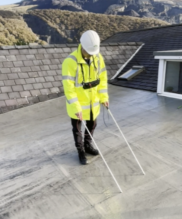 Appareil Wet Roof Pro2 pour inspection des fuites sur membranes monocouches
