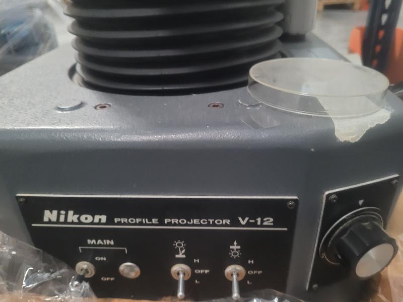 NIKON Profile projector V-12_5