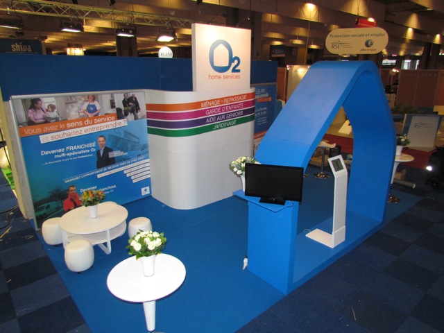 Stand modulaire pour surface de 9 à 36m2, avec cadre aluminium et tissu tendu_5