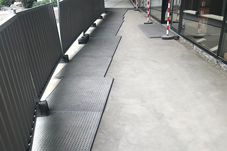 Plaque de roulage manu-portable rémopla, positionnable sur les surfaces rigides ayant besoin de protection_5