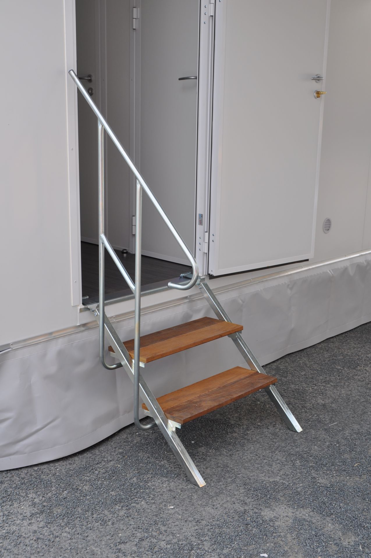 Remorque sanitaire 3 1_5