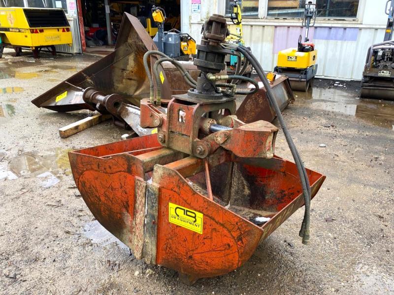 GODET benne preneuse_5