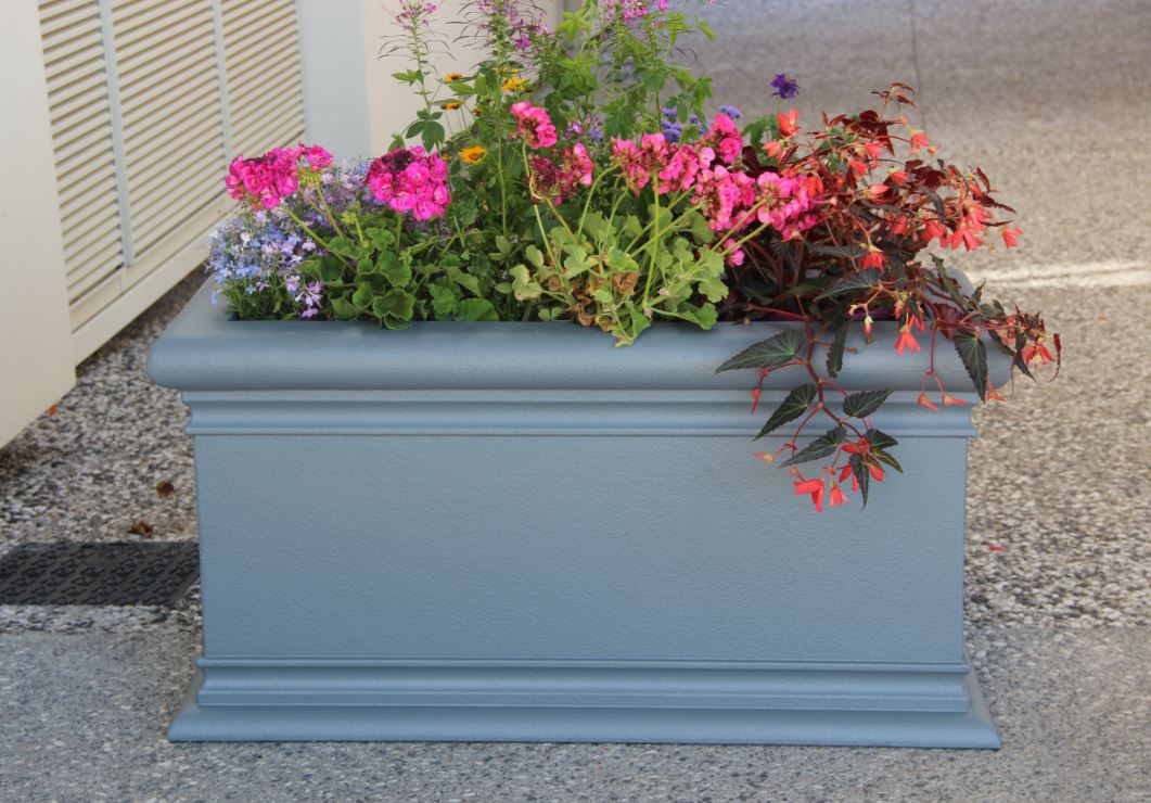 Jardinière carrée en résine Ultra® - sur mesure, résistante et personnalisable pour intérieur et extérieur_5