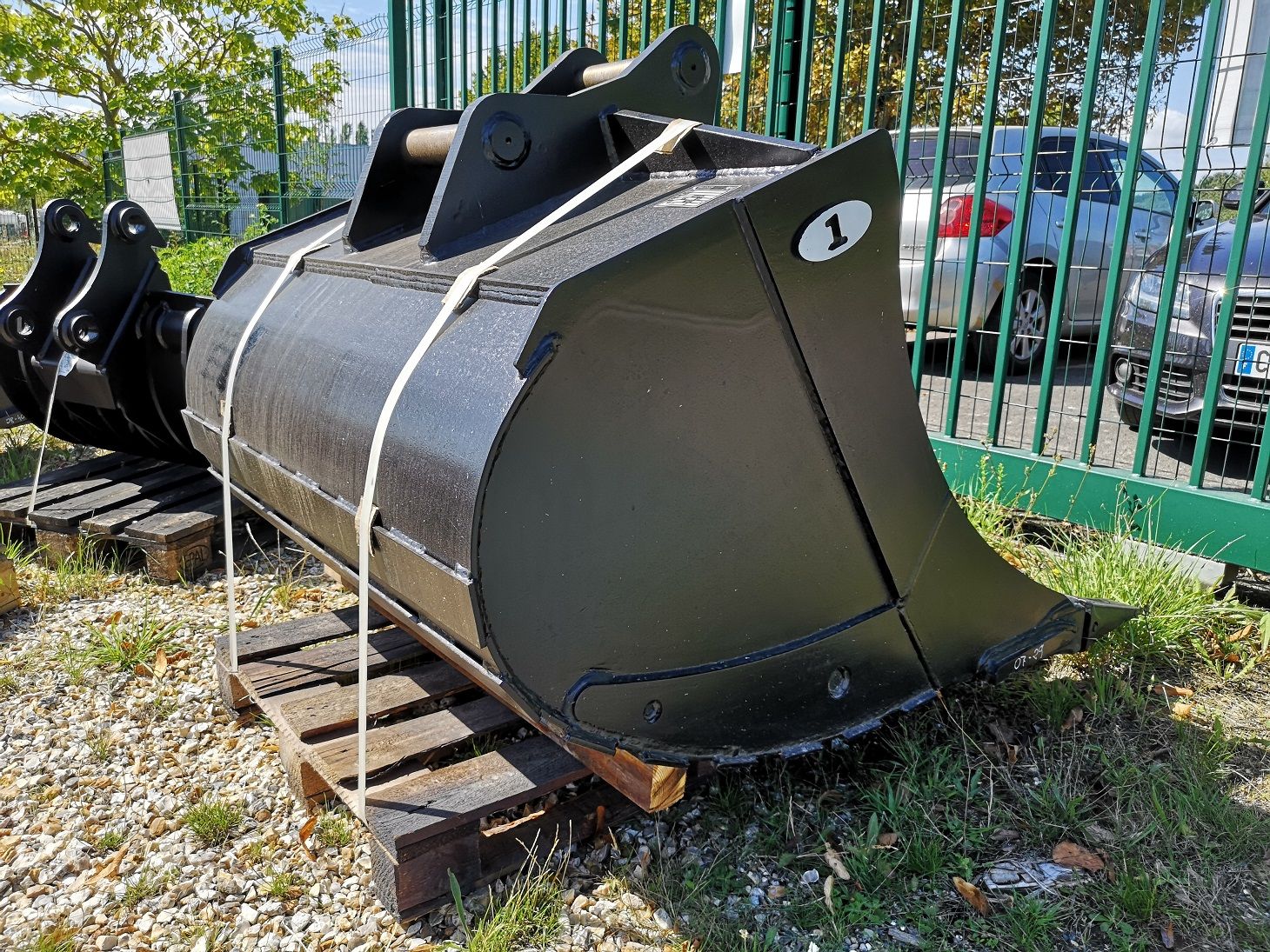 Godet retro hd pelle de 23 à 26 tonnes_5