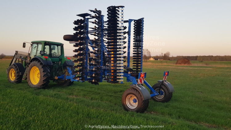 Déchaumeur à disques semi-porté 6 mètres - Landstal LST BTH 600 - neuf avec repliage hydraulique et 48 disques_5