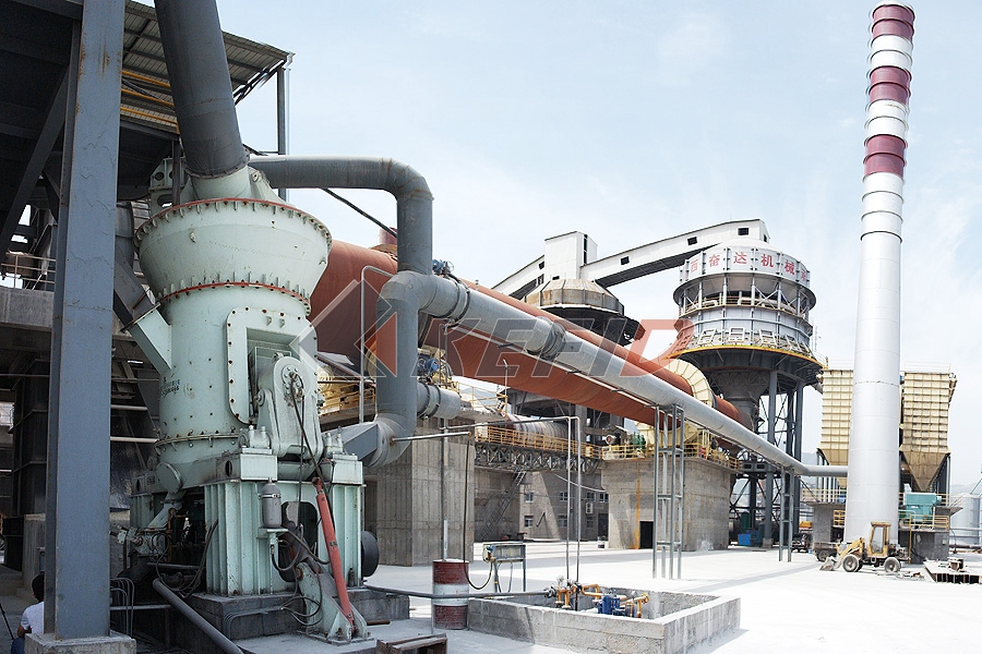 Moulin vertical 23 tonnes pour dolomite et calcaire - Granulométrie 74 µm - Équipement VM1900K_5
