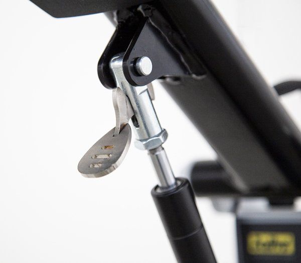 M12 - tracteur logistique - zallys - capacité de charge 1500 kg_5