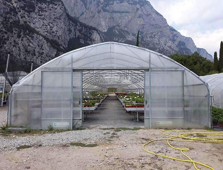 Serre à travée unique idéale pour la production horticole et le stockage de matériel agricole - Easyart_5