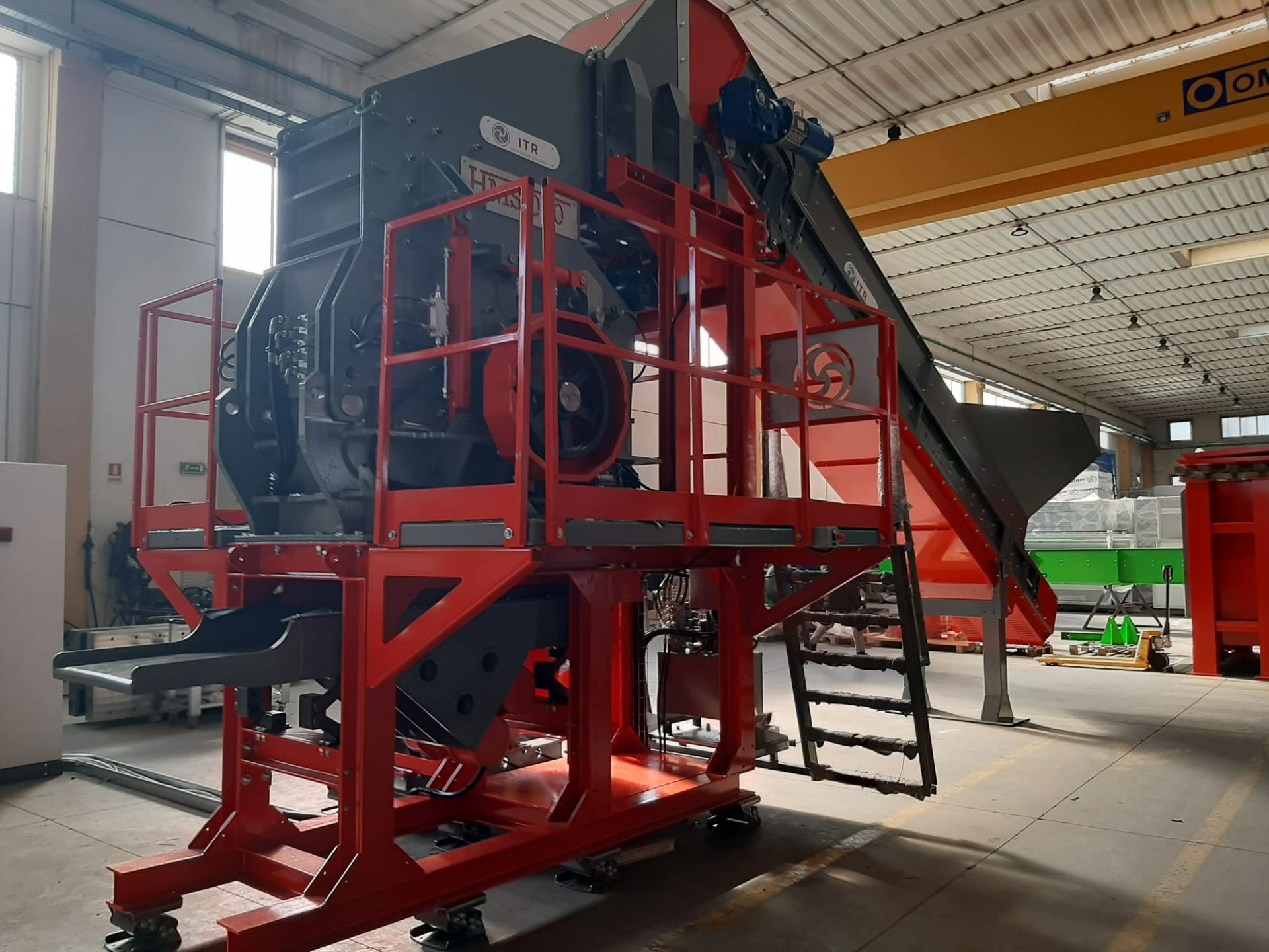 Broyeur déchiqueteur industriel à marteaux ITR HMS 060 / 080 / 100 - polyvalent avec moteur 90 à 315 kW_5