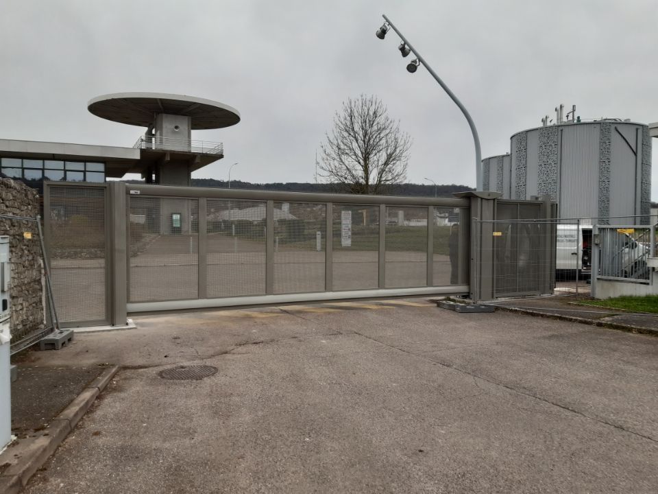 Portail autoportant rapide Ulmalu® 800 Rapid 50 - contrôle d'accès intensif - passage 4 à 8 m - motorisation industrielle_5