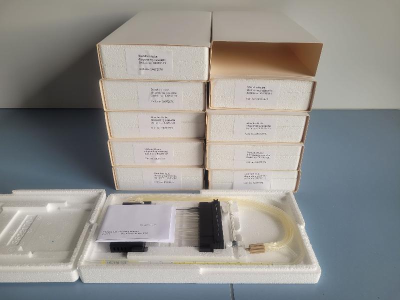Distributeur de microplaques Thermo Scientific Multidrop 832_5