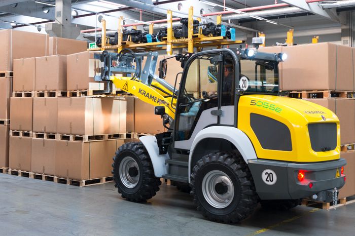 Mini chargeuse électrique Kramer 5055e - 4,1t, ultra-compacte et maniable avec 4 roues directrices_5