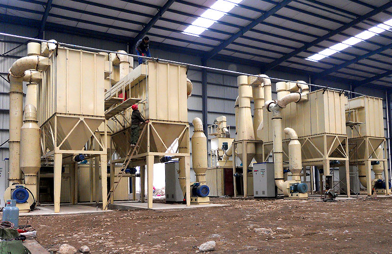 Machine industrielle pour broyage de gypse et spath