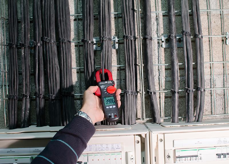 FI5079 - Pince multimètre TRMS AC+DC 6000 points, 600 A AC/DC, 600 V CAT III, 300 V CAT IV, Ø35 mm, indicateur rotation de phase_5