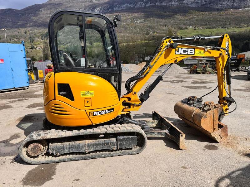 Jcb 8025ZTS Mini-pelle 2,9T_5