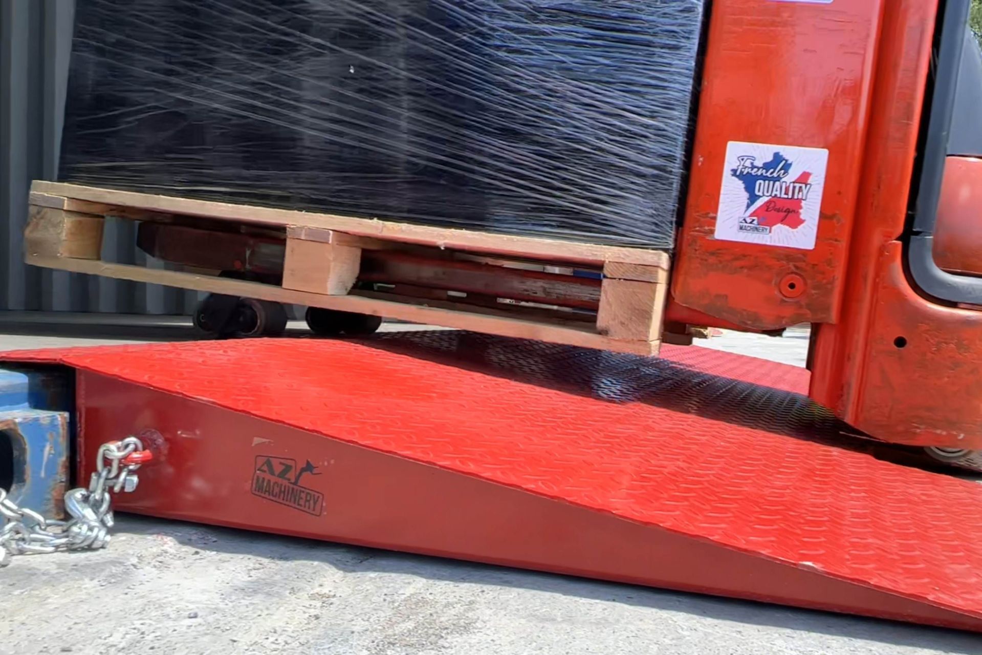 Rampe d'accès pour conteneur au sol - 100% galvanisée à chaud - Capacité 6T - AZ Ramp HCRN-06 GAV_5