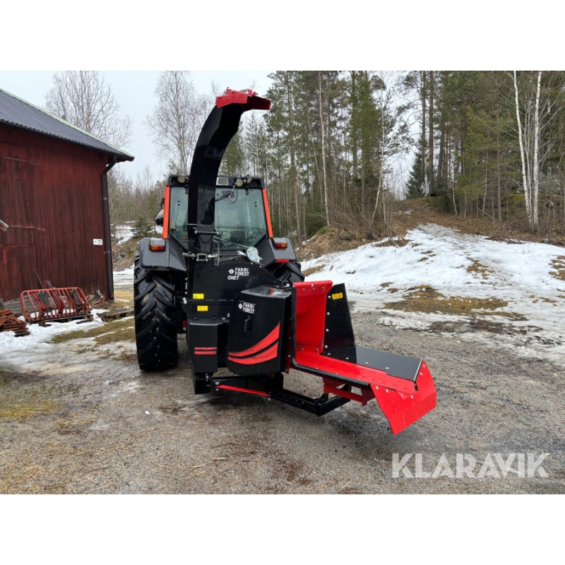 Broyeur de Branches à alimentation par rouleaux Ø27cm - Référence: Farmi Forest CH27_5