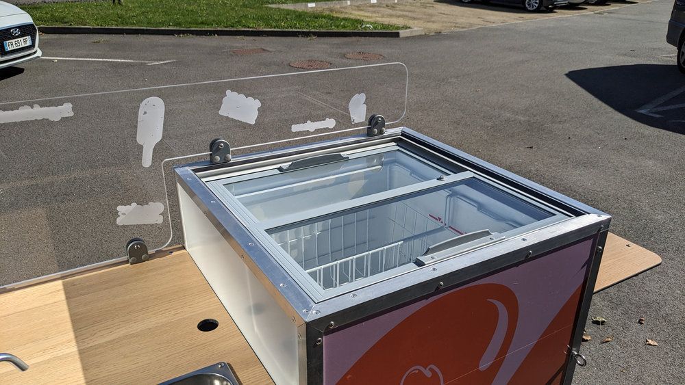 Triporteur street-food pour une restauration simple et qualitative lors d'événements, animations de quartier_5