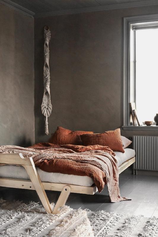 Canapé convertible futon GRAB - Pin naturel - Coloris noir - Couchage 130 x 190 cm - Style scandinave_5