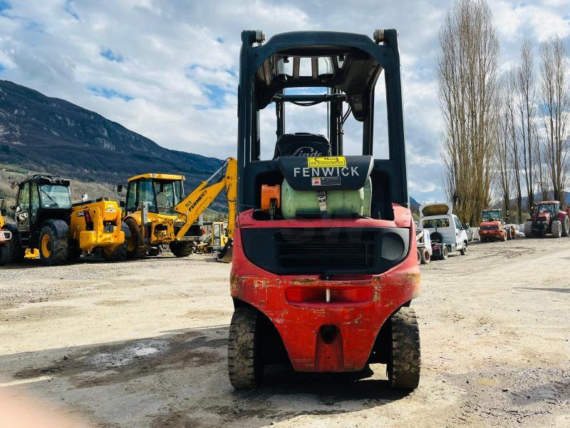 FENWICK Chariot élévateur H14_5