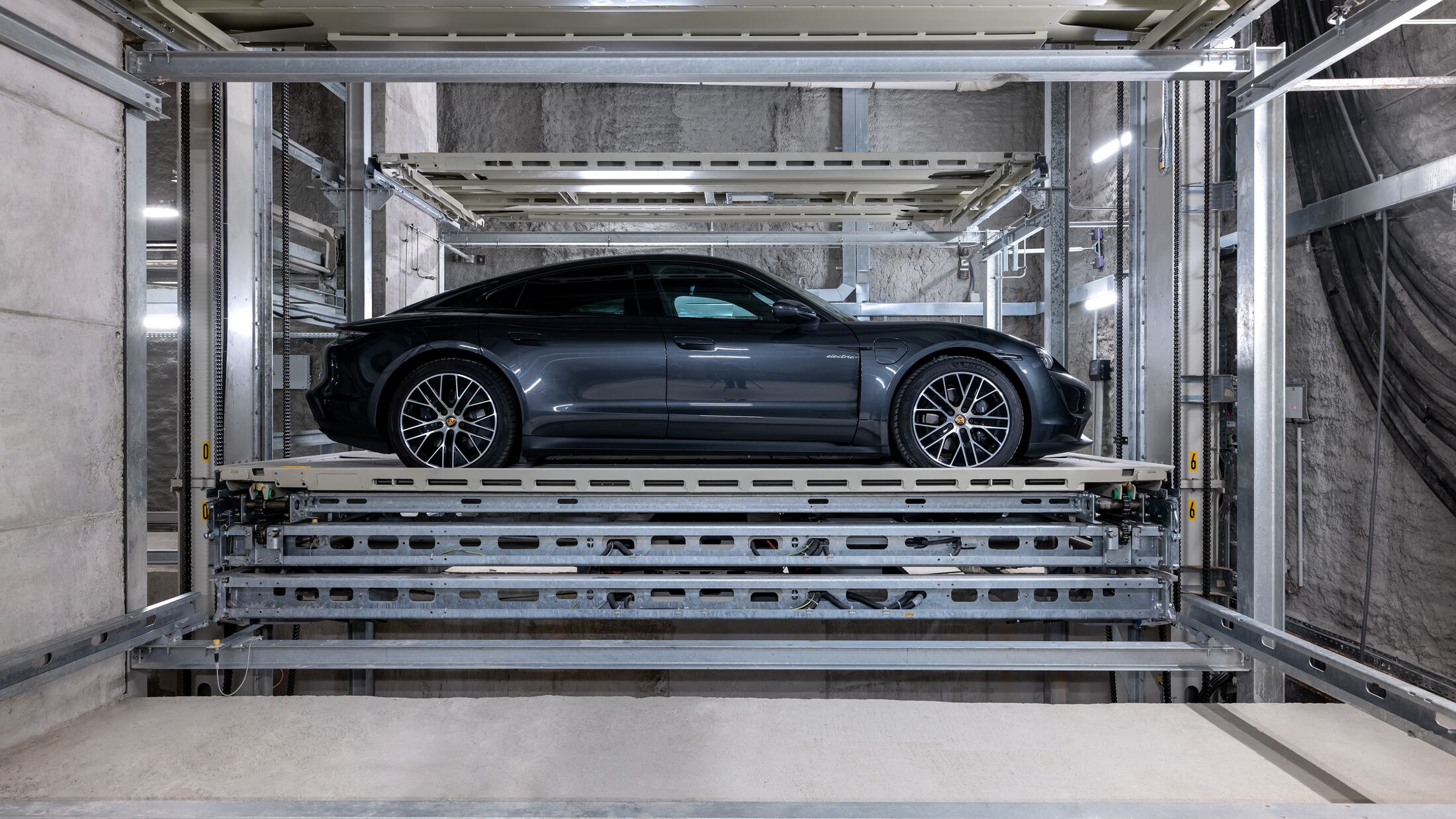 Système de parking automatique pour 10 à plus de 100 voitures - Multiparker 740_5