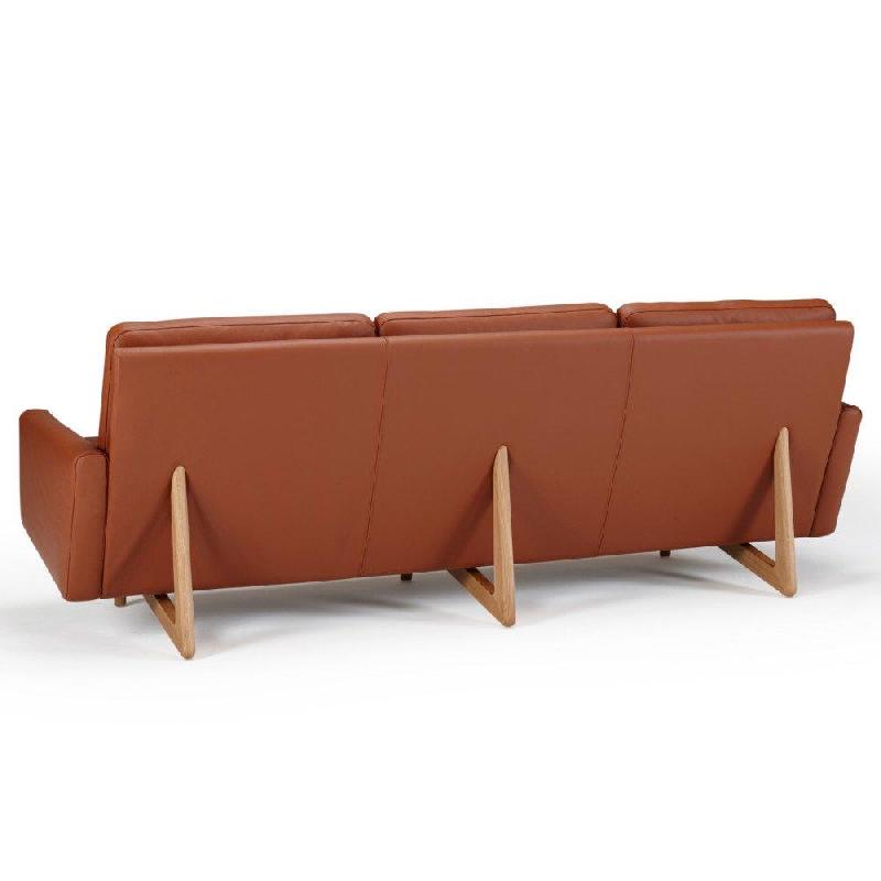 Canapé 3 places design scandinave EGSMARK - piétement en chêne verni - cuir cognac - dimensions L216 x H76 x P76 cm_5
