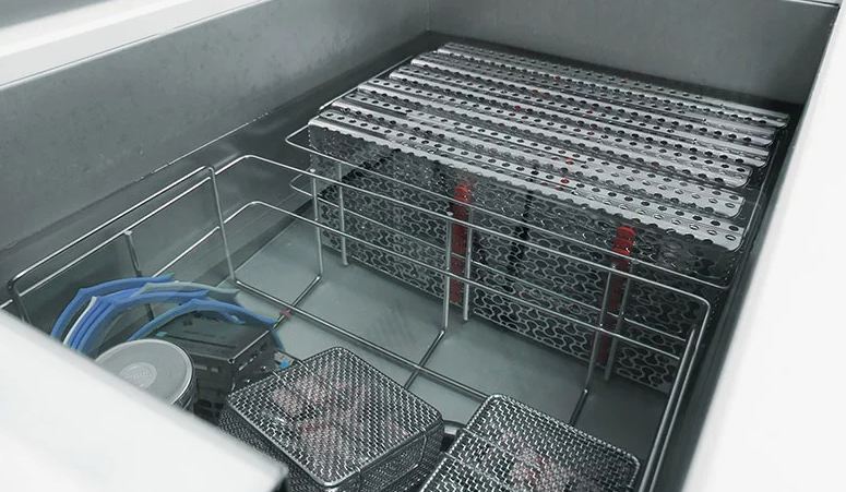 Laveur-Désinfecteur automatique à ultrasons SNC Digital 30-EDK7 - Modèle encastrable vrac/cassettes - Gamasonic_5