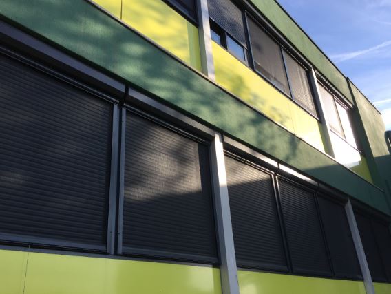 Moustiquaire verticale roll-up_5