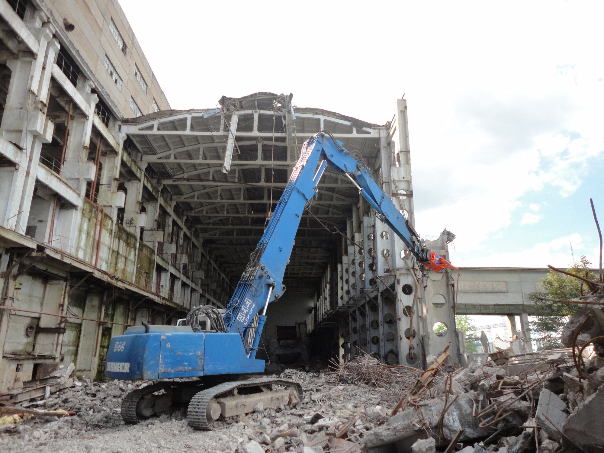 Pince de démolition avec options de montage variées