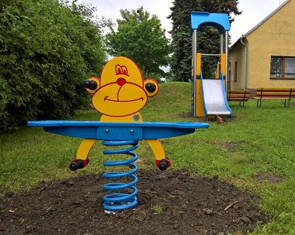 Toboggan avec bac à sable inférieur - Acier inoxydable et PEHD - Référence BT12013 - Conforme EN1176_5