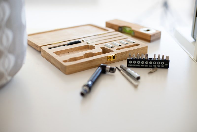Kit d'outils en métal - 21 pièces avec boîte en bambou naturelle - tournevis et accessoires inclus_5
