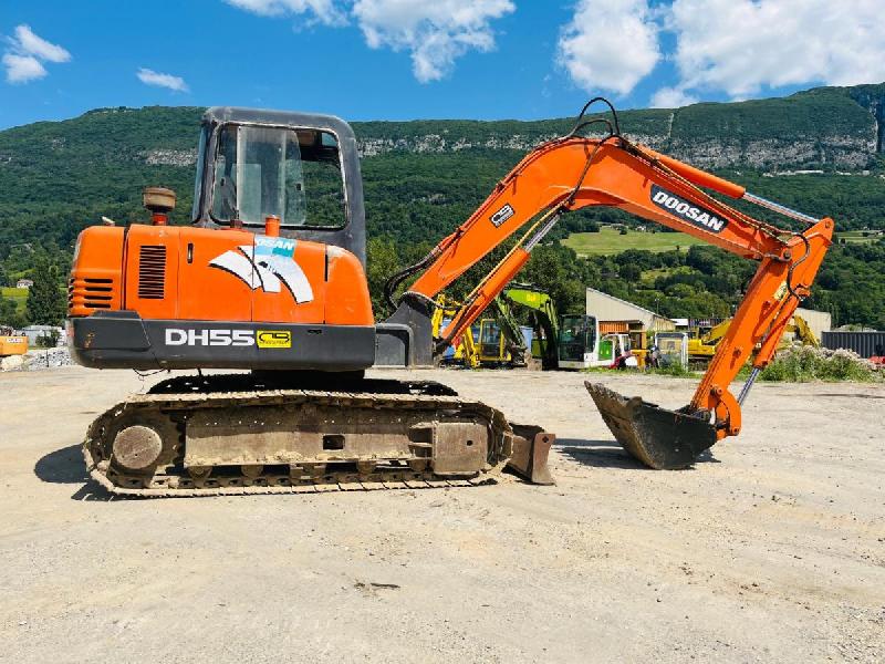 DOOSAN mini pelle 5t dh55_5