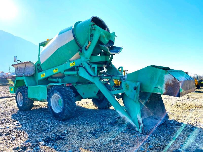MERLO Auto bétonnière DBM 2500_5