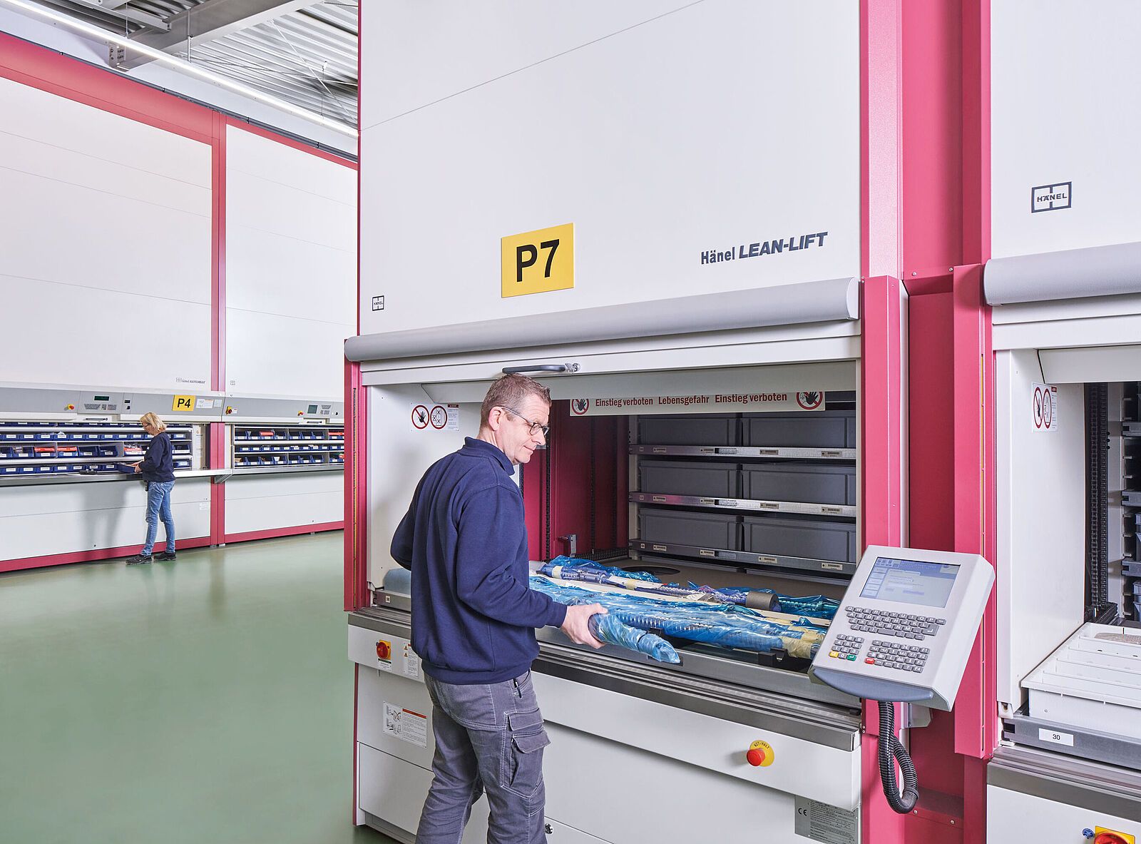 Tour de stockage Hanel LEAN-LIFT®, magasin souple, efficace et rentable pour la gestion des stocks_5
